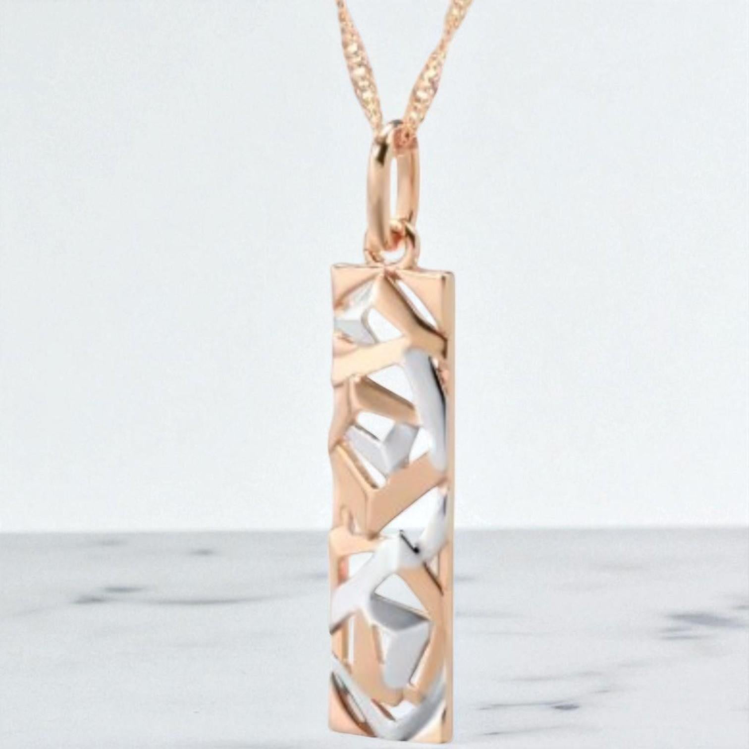 Elegant Golden Pendant Necklace – Laiko Išbandyta Prabanga