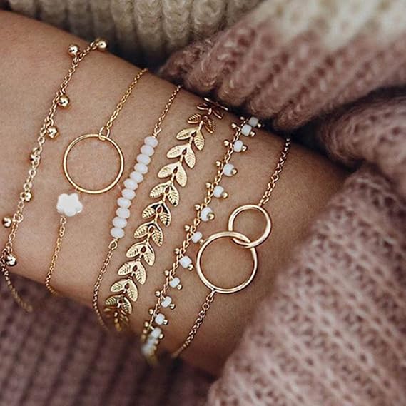 Boho Chic Apyrankių Rinkinys – Sluoksniuota Elegancija su Prasmė
