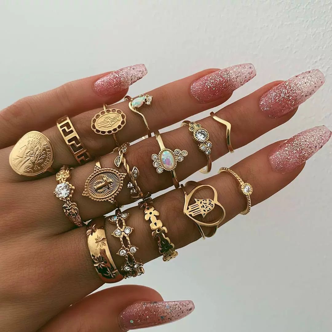 Vintage Boho Žiedų Rinkinys – Stilinga & Universalus