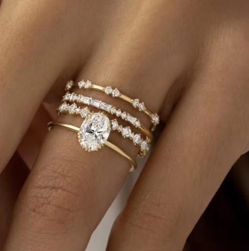 Elegant Sparkle Žiedų Rinkinys – Rafinuota Klasika